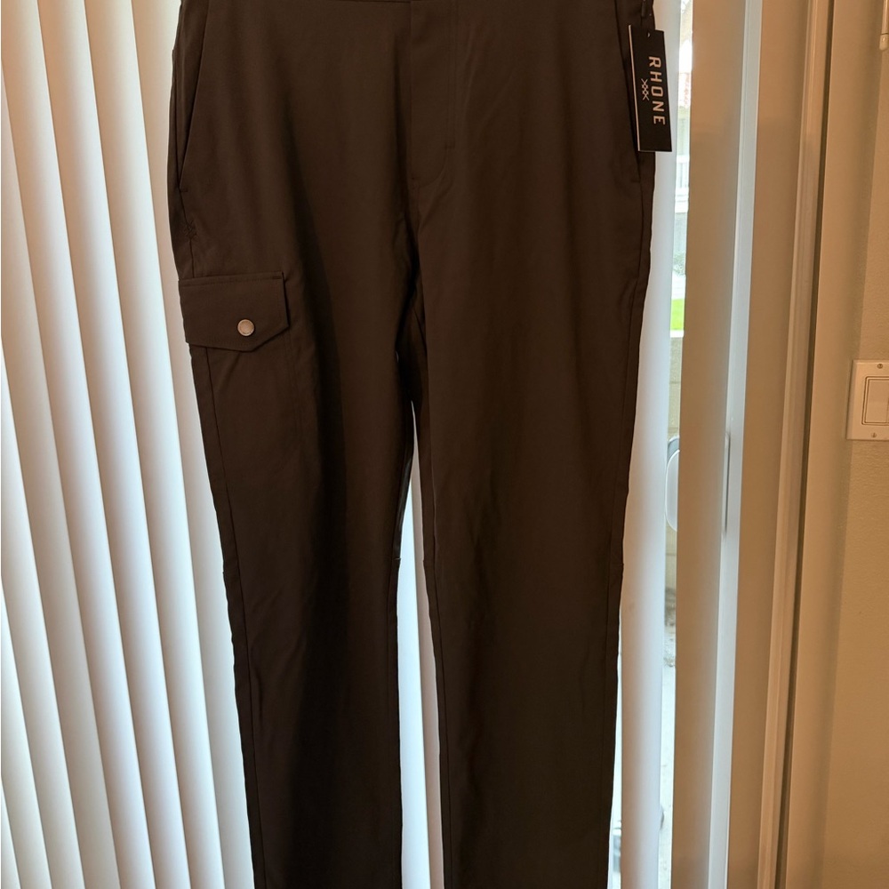 Rhone Men's Boathouse Cargo Black Sand  Pants